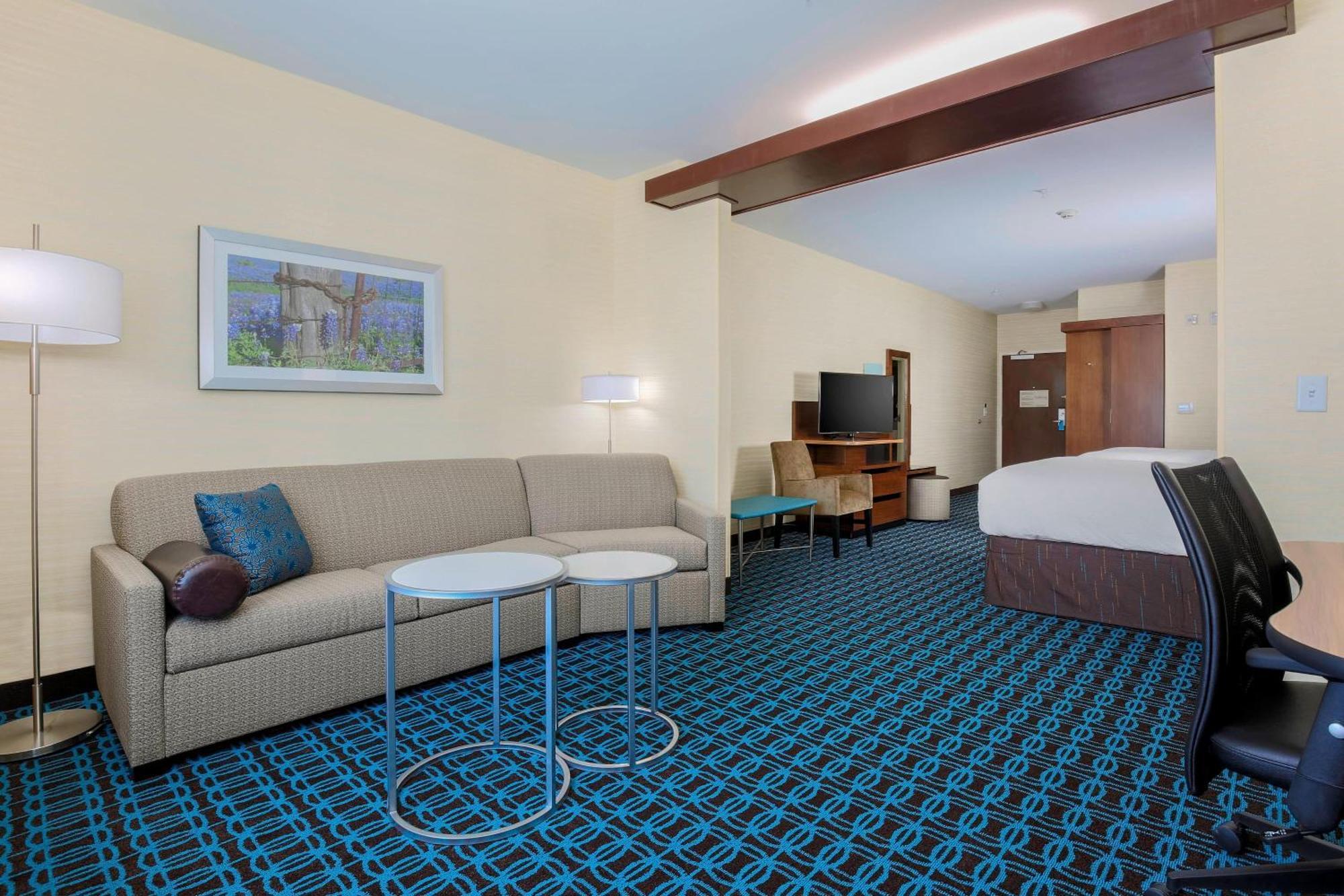 Fairfield Inn & Suites By Marriott Decatur At Decatur Conference Center Экстерьер фото