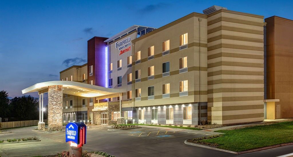 Fairfield Inn & Suites By Marriott Decatur At Decatur Conference Center Экстерьер фото